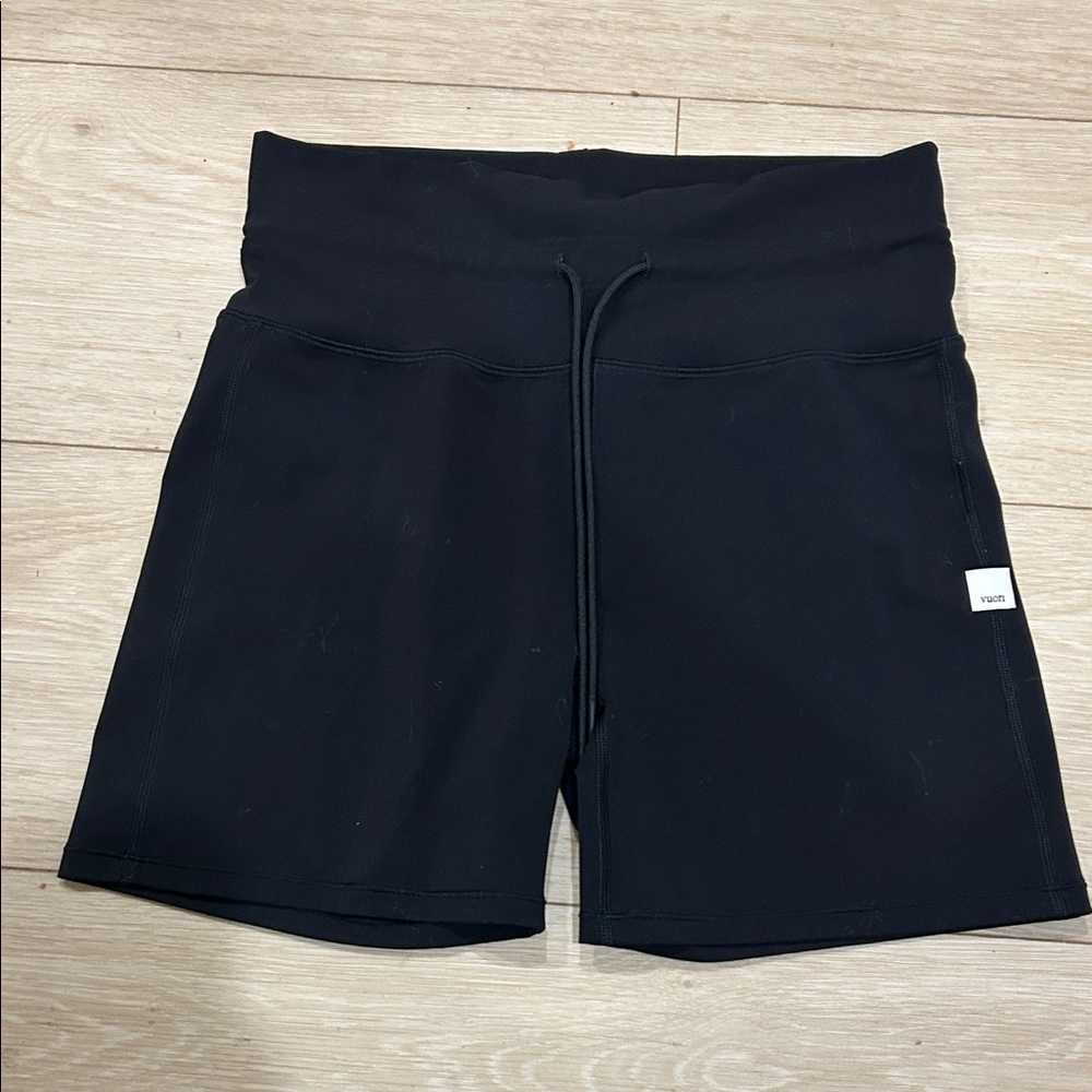 Vuori Women's Black Athletic Shorts